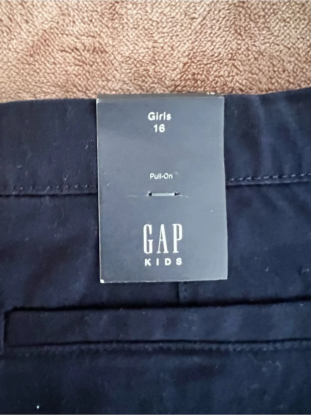 GAP flat front